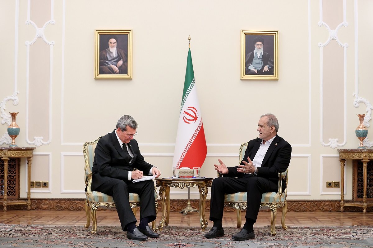 Iran-Turkmenistan-Pezeshkian- Meredov (5).jpg