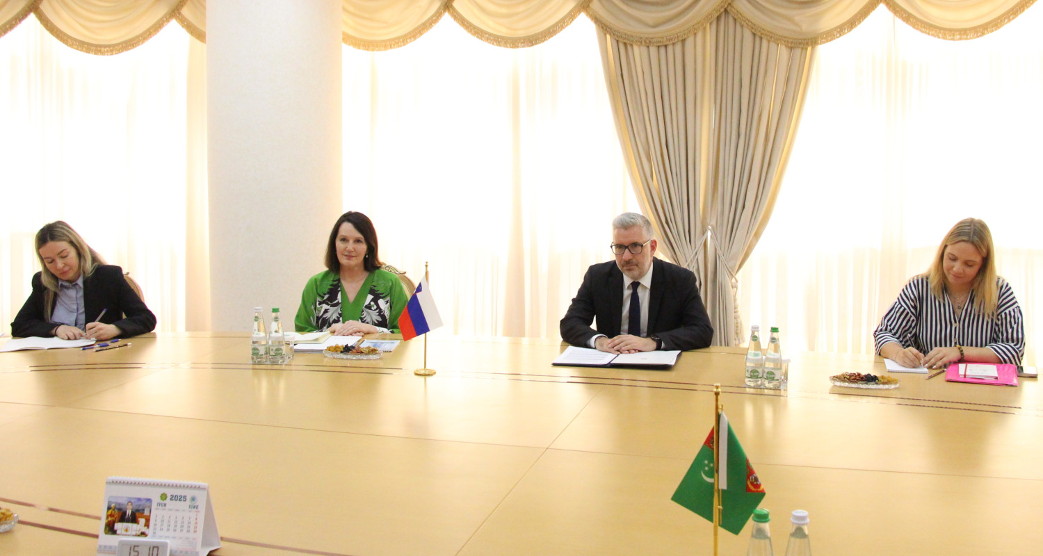 mid-turkmenistana-mid-slovenii (2).jpg
