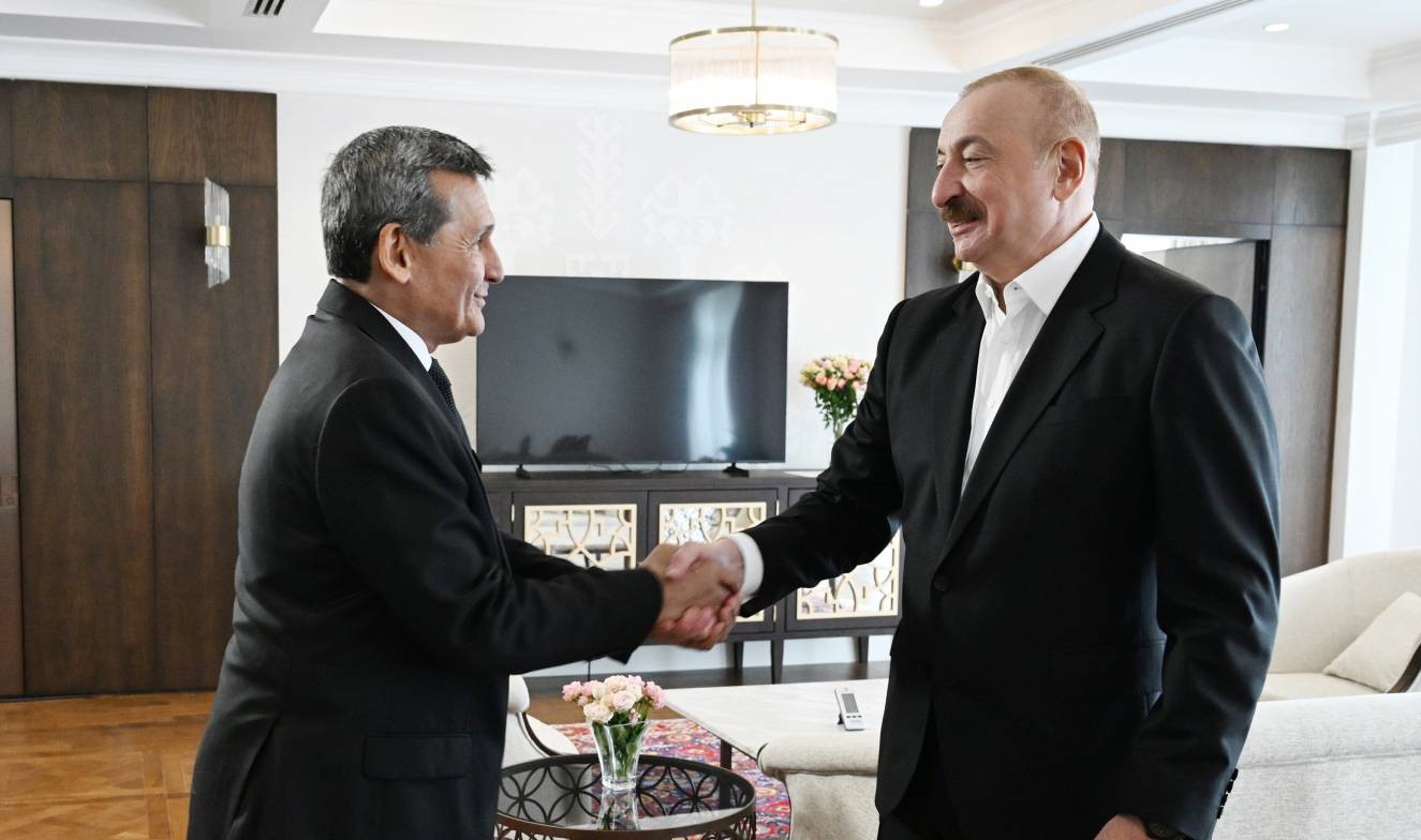 turkmenistan-azerbaijan-meredov-aliev-xankendi (2).jpg