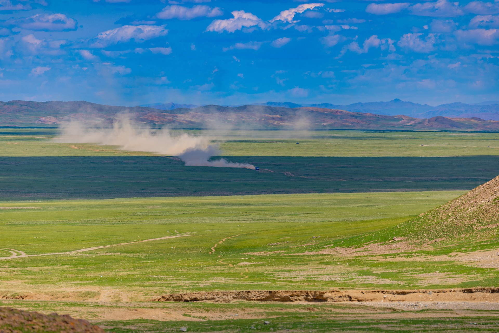 turkmenistan-gonshchiki-ralli-shelkovyy-put-t2 (1).jpg