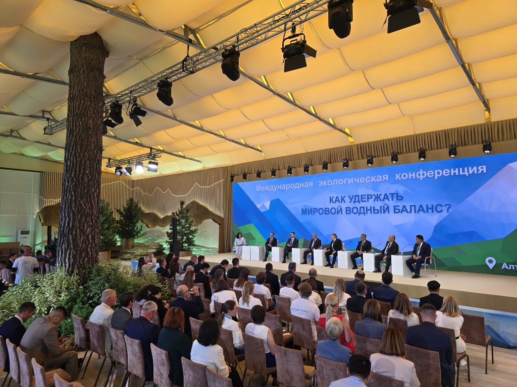 turkmenistan-eko-konferenciya-altay (8).jpg