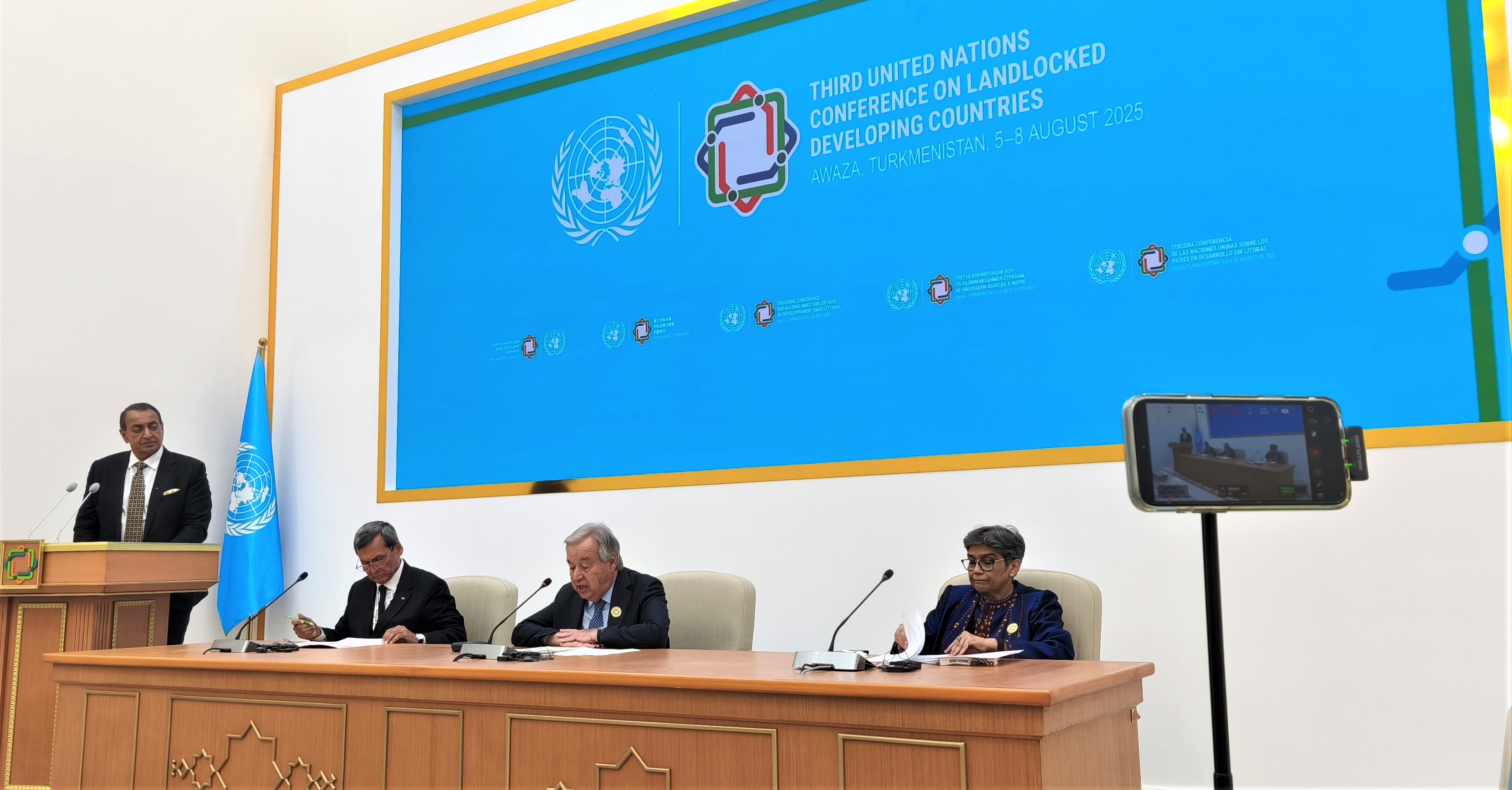 guterres-briefing-turkmenistan-avaza-lldc (5).jpg