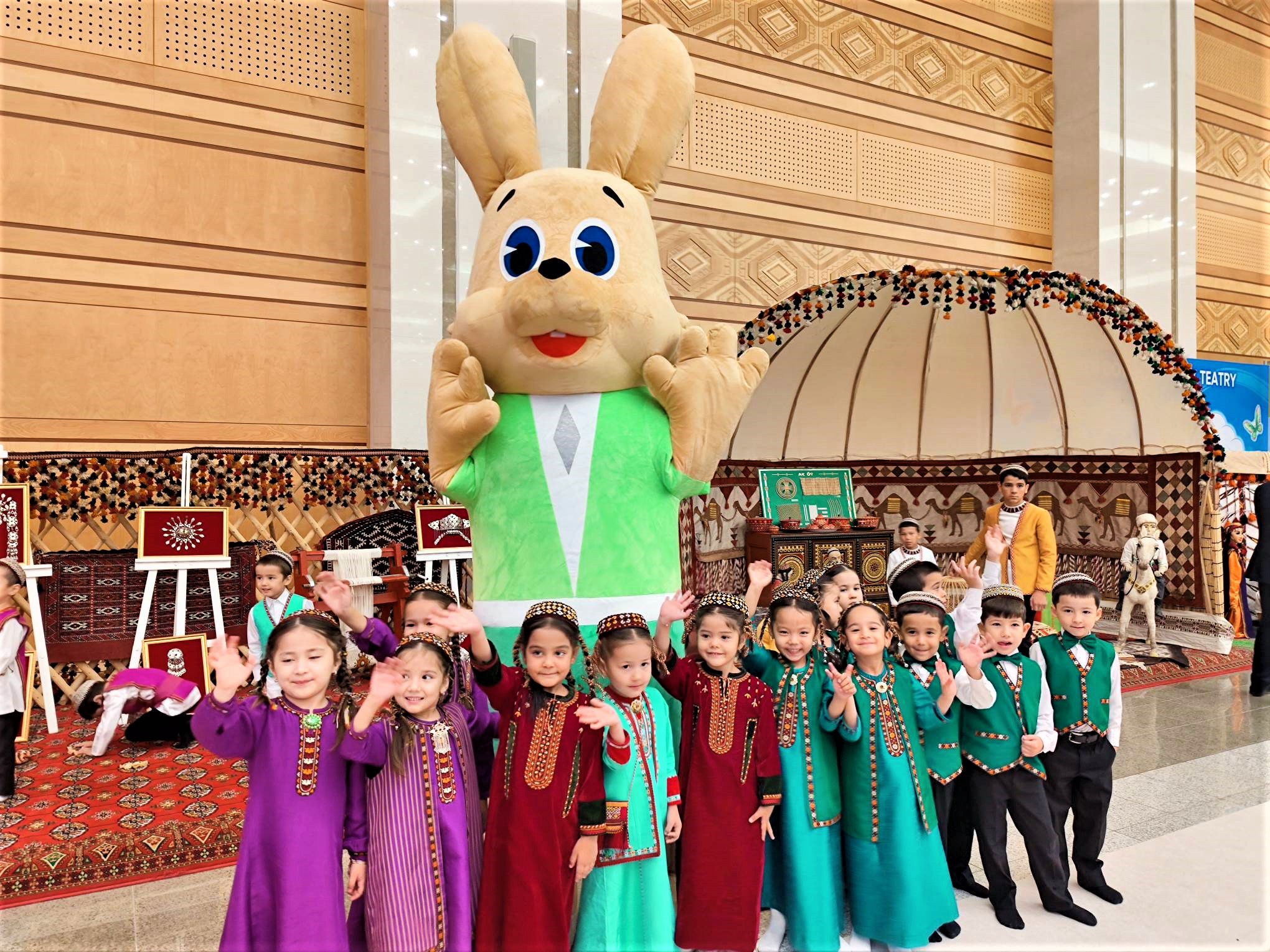 ashhabad-vystavka-yarmarka-kids-expo-otkrytiye (15).jpg