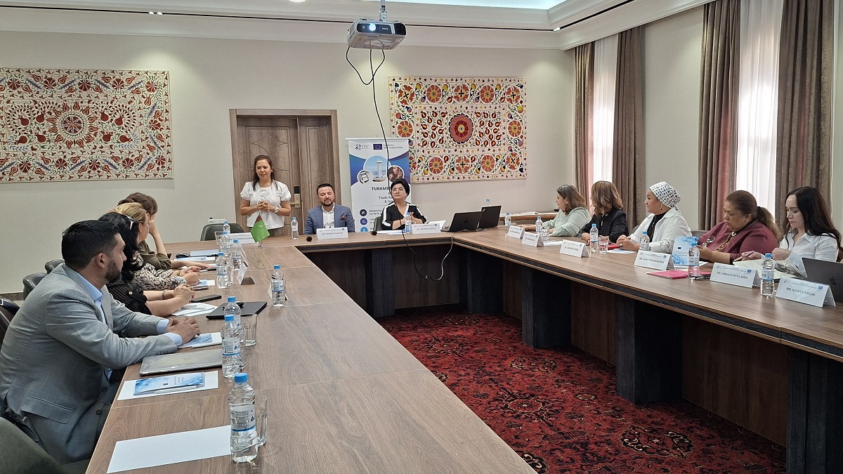samarkand-prodvizhenie-turkmenskikh-zhenshchin-predprinimateley (1).jpg