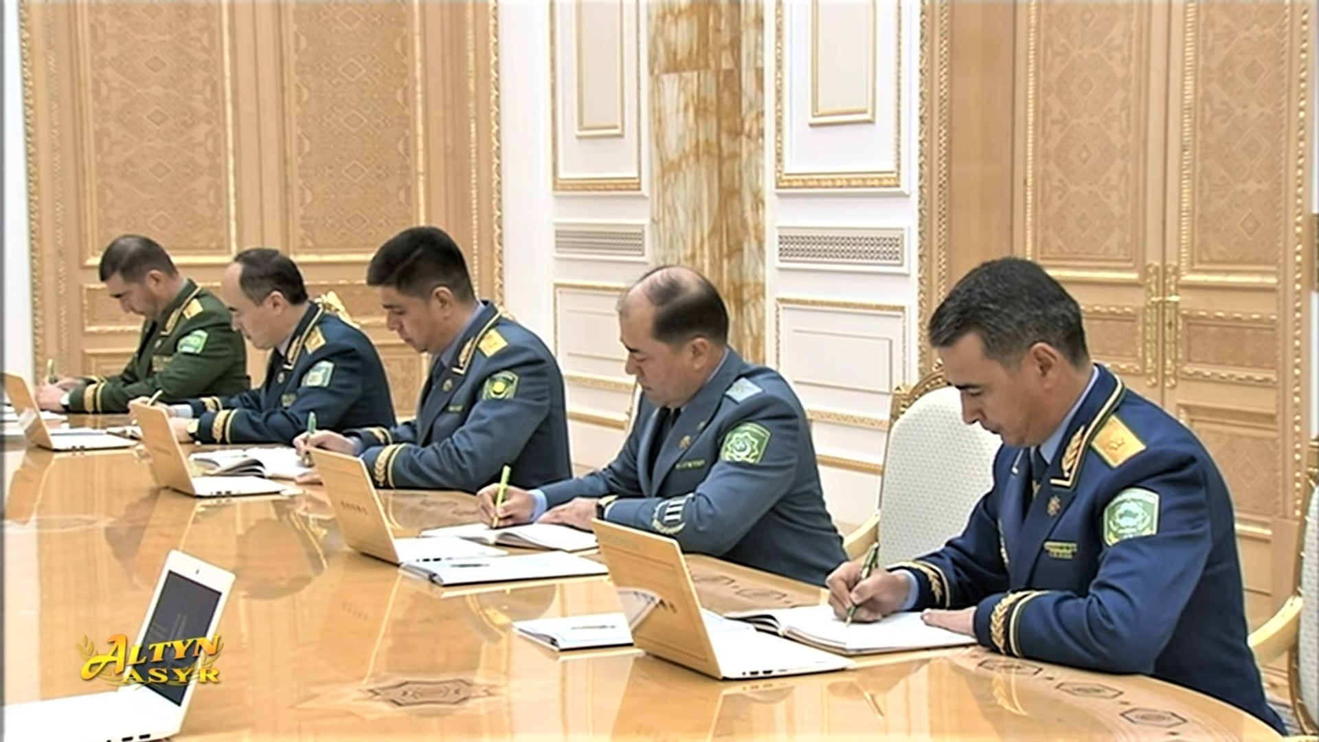 sovbez-turkmenistana-9-mesyacev (1).jpg