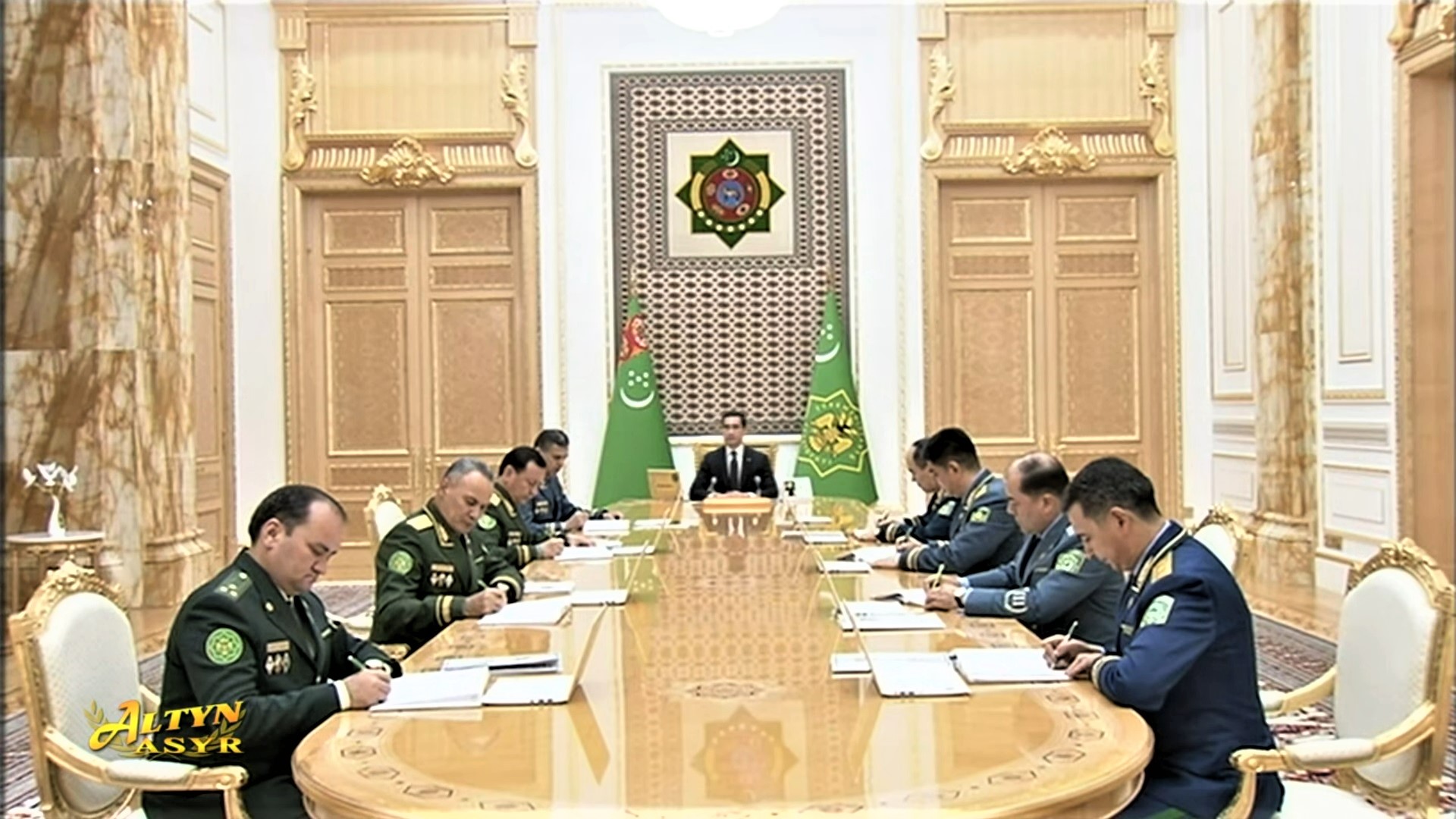 sovbez-turkmenistana-9-mesyacev (3).jpg