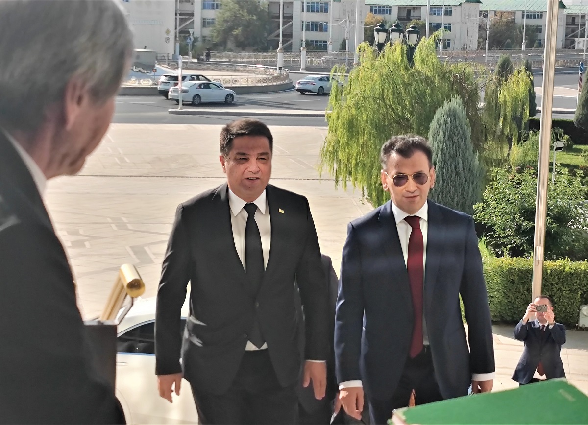 12102025-ashgabat-tashkent-dialog-analityka (2).jpg