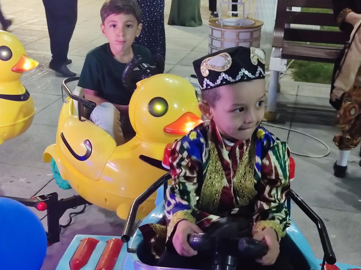 9 б Дети Крупный план.jpg