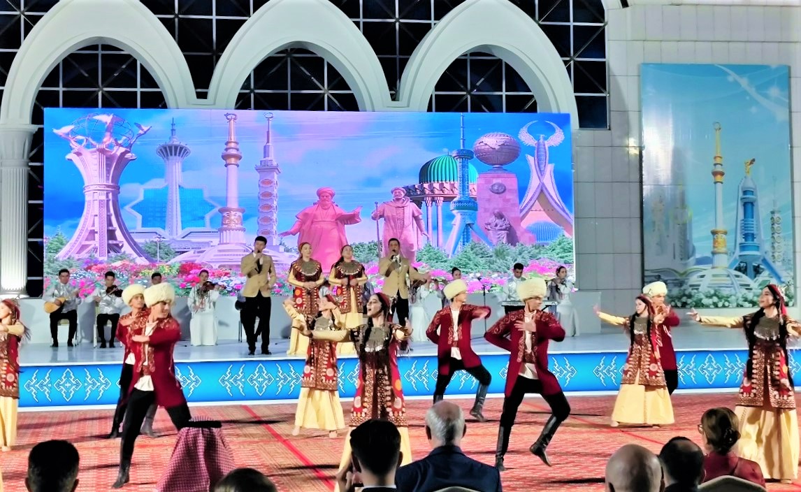 7 б Концерт Танец-2.jpg