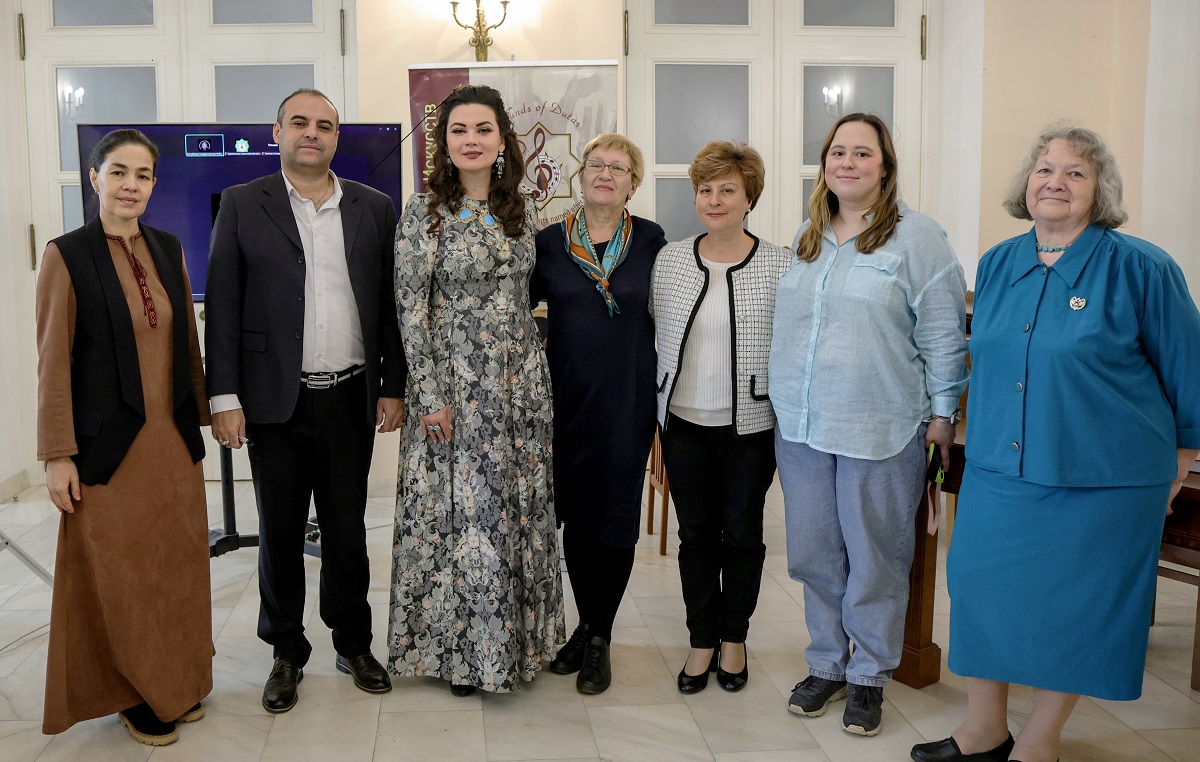 iskusstvo-moskva-ashhabad (1).JPG