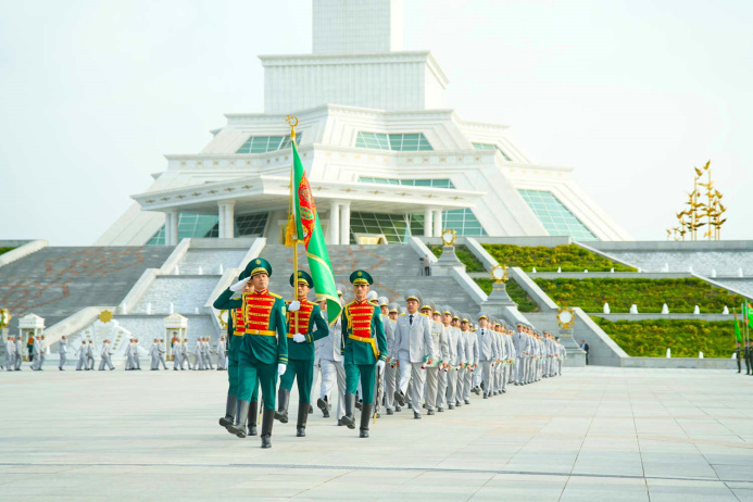  Cостоялся торжественный выпуск курсантов туркменских вузов военного профиля