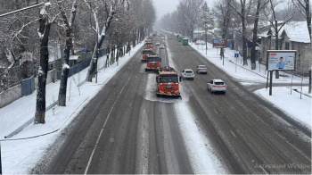 Almaty şäherine aýlyk gar möçberiniň dörtden bir bölegi düşdi