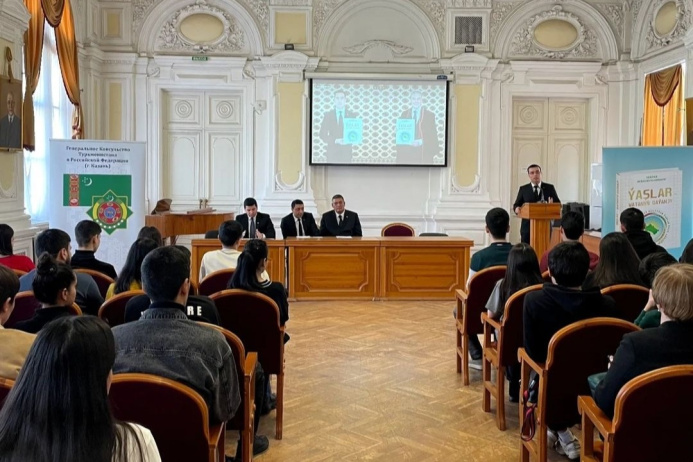  Презентация книги президента Туркменистана состоялась в технологическом вузе Казани