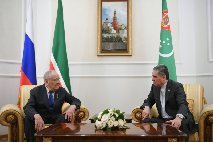  Глава Халк Маслахаты Туркменистана встретился с госсоветником Татарстана Минтимером Шаймиевым