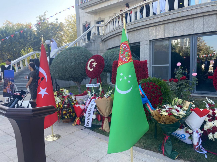 В Ашхабаде торжественно отметили 102-ю годовщину Турецкой Республики