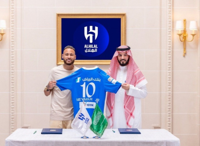  Neýmar Saud Arabystanynyň futbol kluby bilen şertnama baglaşdy
