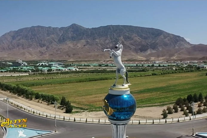  The opening ceremony of the city of Arkadag will be started from the monument "Akhan"