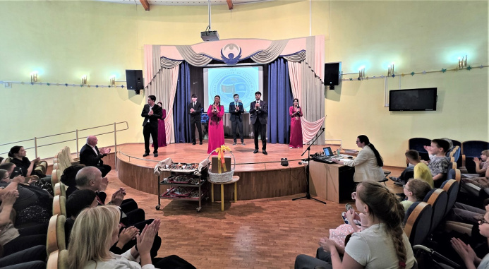  В Минске туркменские дипломаты и студенты подарили детям праздник дружбы