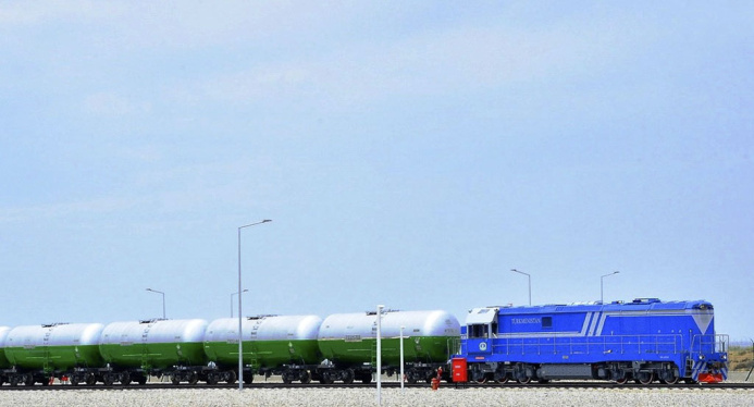  Бизнес-обзор: 11 тендеров, новый газовый контракт и возобновление грузоперевозок с Узбекистаном
