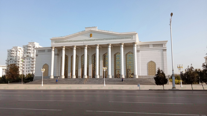  The Repertoires of theatres of Ashgabat on May 3-5