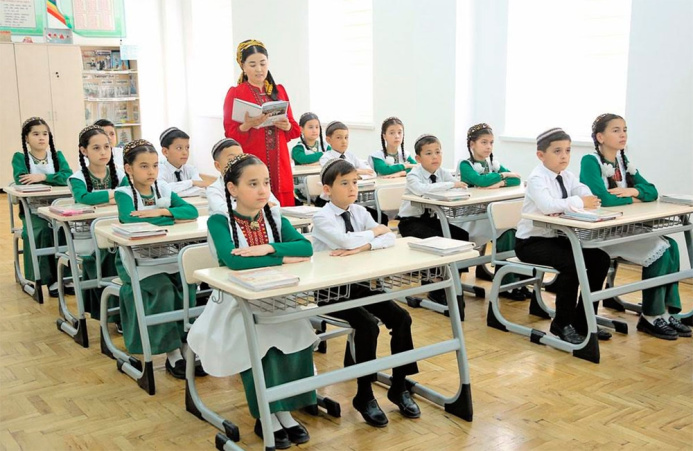  Туркменистан готовится к новому учебному году: итоги и планы в регионах