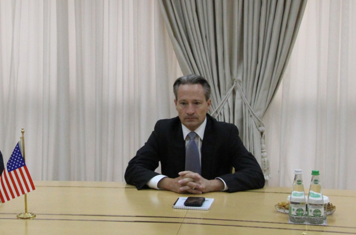  Rashid Meredov met with Director of the Turkmenistan-USA Business Council Eric Stewart
