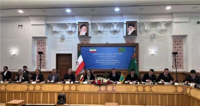  Tehran and Ashgabat plan to increase mutual trade volume by 5 times