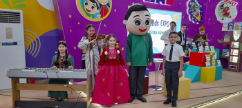 Рояль в кустах на Kids expo: юные музыканты выступили на детской выставке в Ашхабаде