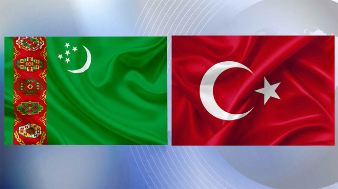  Глава Халк Маслахаты и президент Турции обсудили по телефону двусторонние отношения