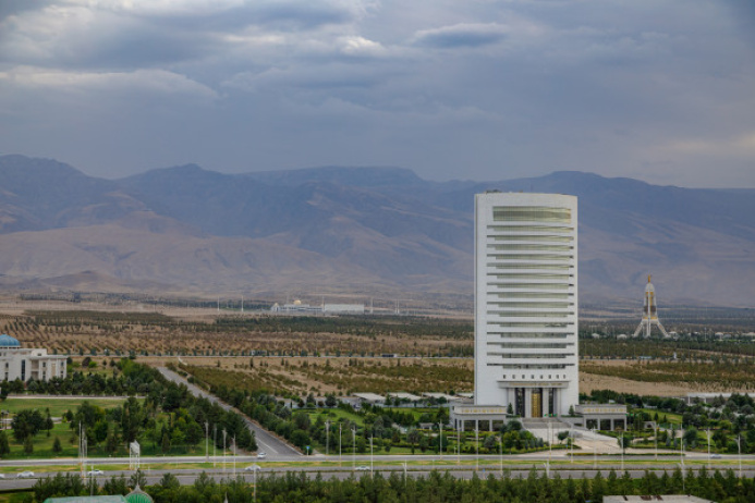  Türkmenistanyň Söwda-senagat edarasynda göçme birža söwdasy geçiriler