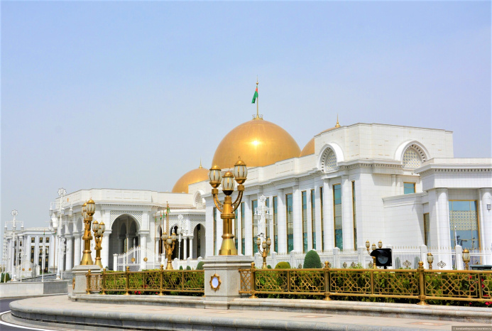  The President of Turkmenistan Receives Birthday Greetings from Foreign Leaders.