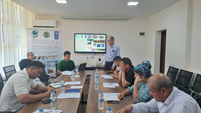  Туркменские специалисты повышают свои навыки и знания в области устойчивого управления пастбищами