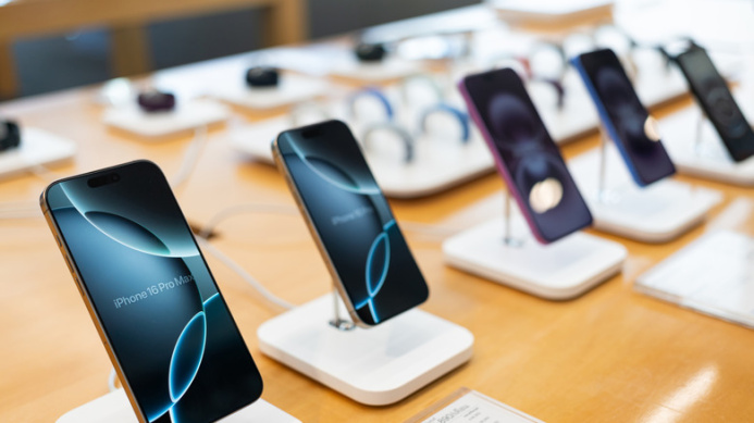  Apple сняла с производства четыре модели iPhone после презентации новых