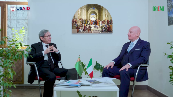  Интервью с Лео Кармело, торговым атташе Посольства Республики Италия в Туркменистане