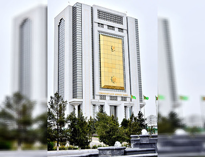  National manat is a symbol of country’s successful development