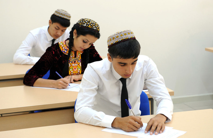  Turkmen schoolchildren are invited to the National English Olympiad