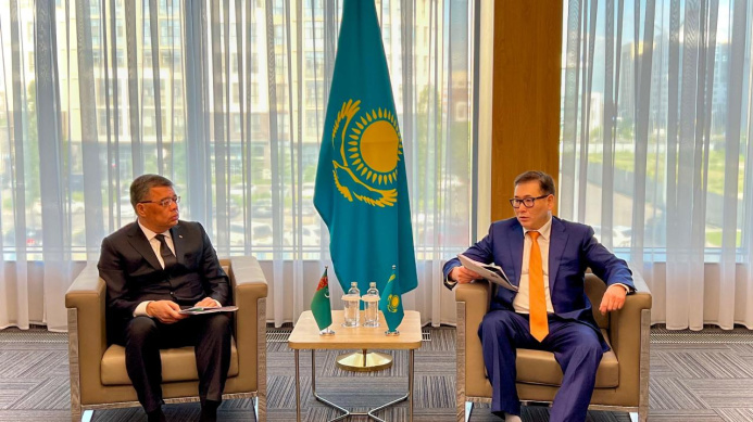  Министры торговли Казахстана и Туркменистана обсудили возможности наращивания товарооборота