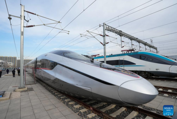  China unveils prototypes of world's fastest electric train