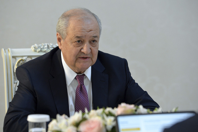  Президент Туркменистана встретился с министром иностранных дел Узбекистана