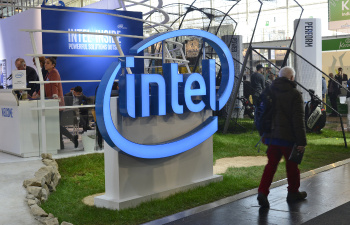 Intel awtoulaglar üçin emeli intellekt çiplerini öndürýär