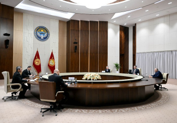 Minister of Foreign Affairs of Turkmenistan met with the President of Kyrgyzstan