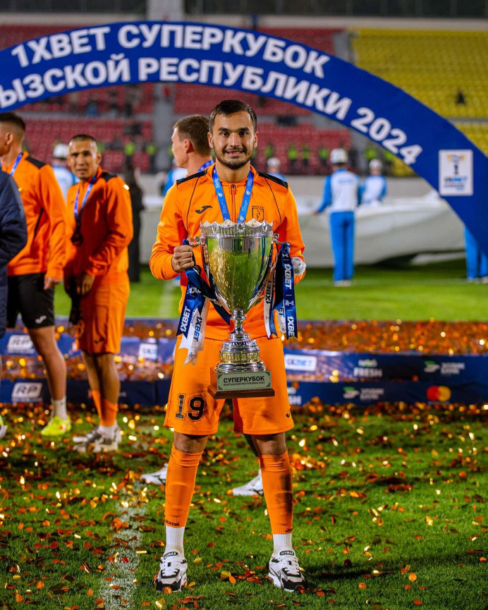  Midfielder of the Turkmen national team, Teymur Charyyev won the Kyrgyzstan Super Cup-2024