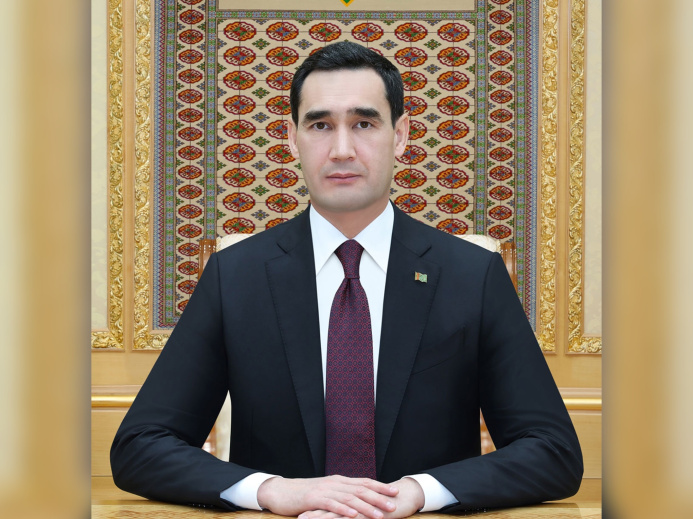  President of Turkmenistan receives Director General of Olympic Council of Asia