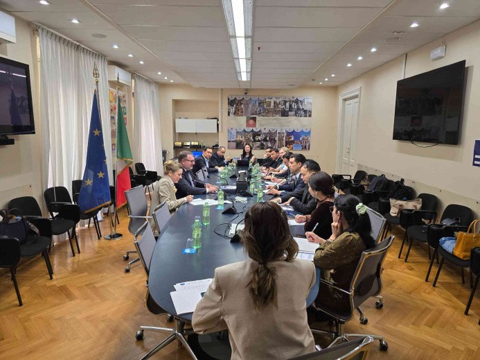  The Turkmen delegation got acquainted with Italy's experience in promoting gender equality
