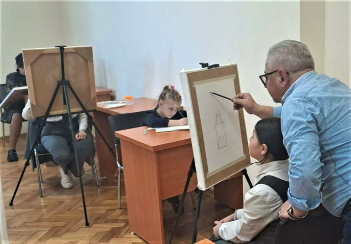  The Russian House in Ashgabat is going to open a children's studio of fine arts