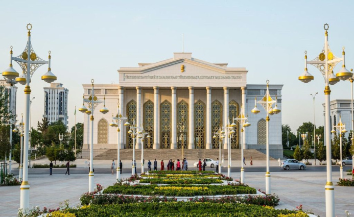  The Main Drama Theater has published a repertoire for the week of world theater classics