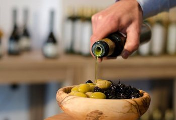 Celebrate Olives' Legacy in Türkiye During the Harvest Season