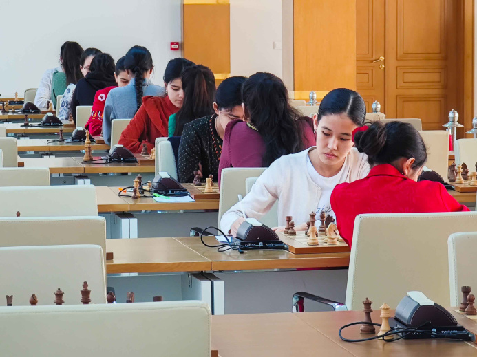  Chess marathon in Turkmenistan: interim results and immediate prospects