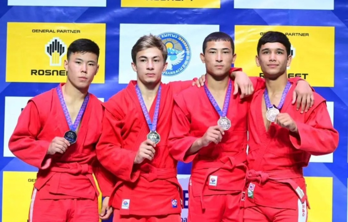  Turkmen sambo wrestlers won four medals at the World Youth Championship