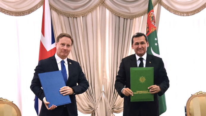  Documents on cooperation between Great Britain and Turkmenistan signed in Ashgabat